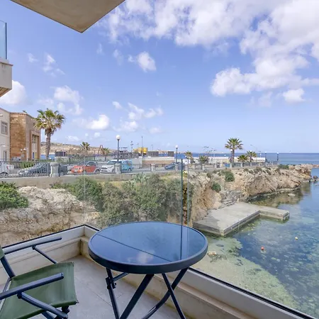 Seafront With Beautiful Views & Outdoor By 360 Estates