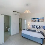 Appartement Seafront With Beautiful Views & Outdoor By 360 Estates San Pawl il-Baħar