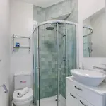 Seafront With Beautiful Views & Outdoor By 360 Estates