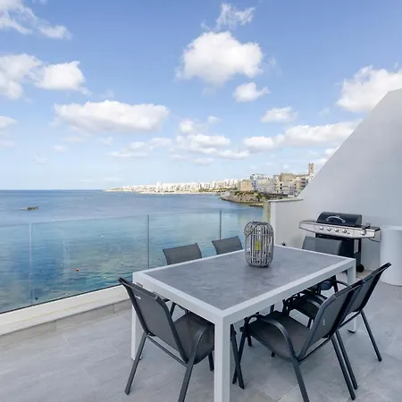 Seafront With Beautiful Views & Outdoor By 360 Estates Apartment *