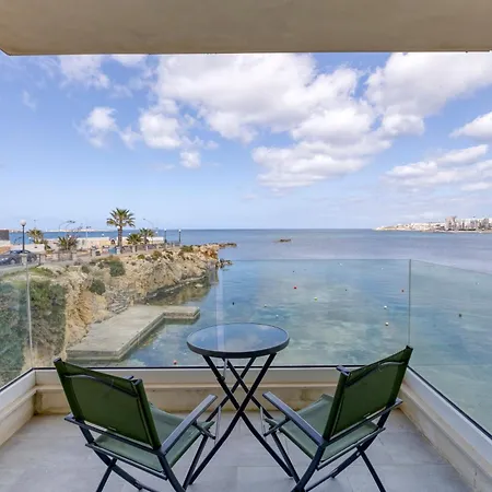 Seafront With Beautiful Views & Outdoor By 360 Estates Daire St. Paul's Bay