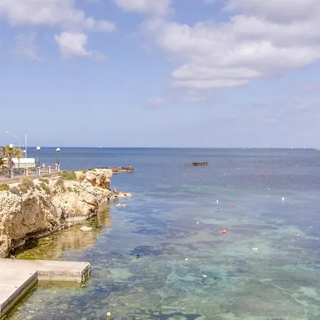 Seafront With Beautiful Views & Outdoor By 360 Estates