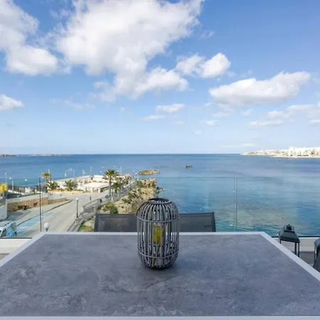 Seafront With Beautiful Views & Outdoor By 360 Estates *