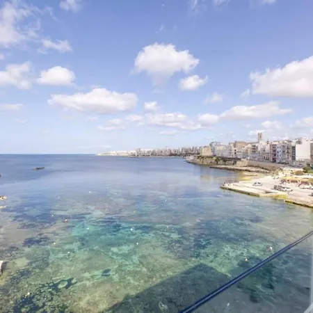 Apartment Seafront With Beautiful Views & Outdoor By 360 Estates *