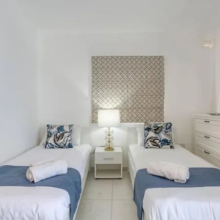 Seafront With Beautiful Views & Outdoor By 360 Estates Apartment