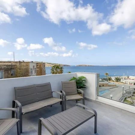 Apartment Seafront With Beautiful Views & Outdoor By 360 Estates