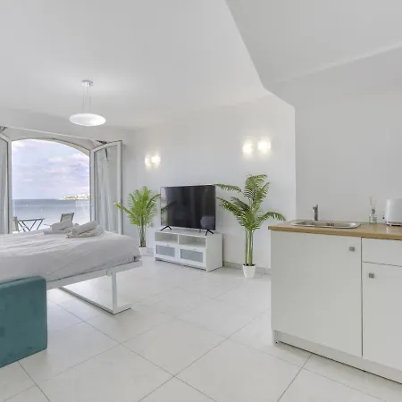 Seafront With Beautiful Views & Outdoor By 360 Estates * St. Paul's Bay