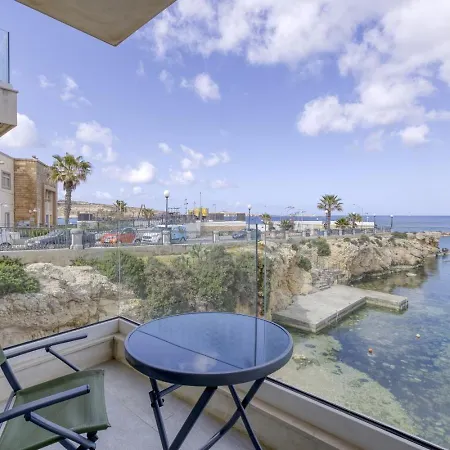 Seafront With Beautiful Views & Outdoor By 360 Estates *