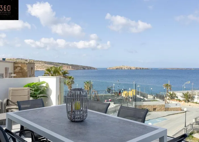 Seafront With Beautiful Views & Outdoor By 360 Estates *