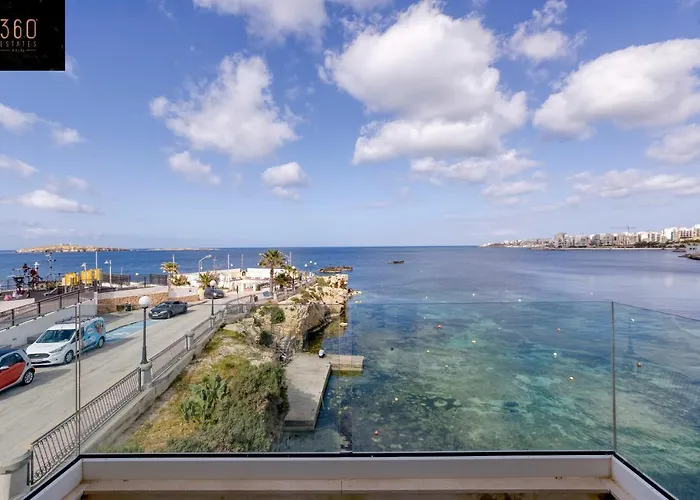 Seafront With Beautiful Views & Outdoor By 360 Estates Appartamento *