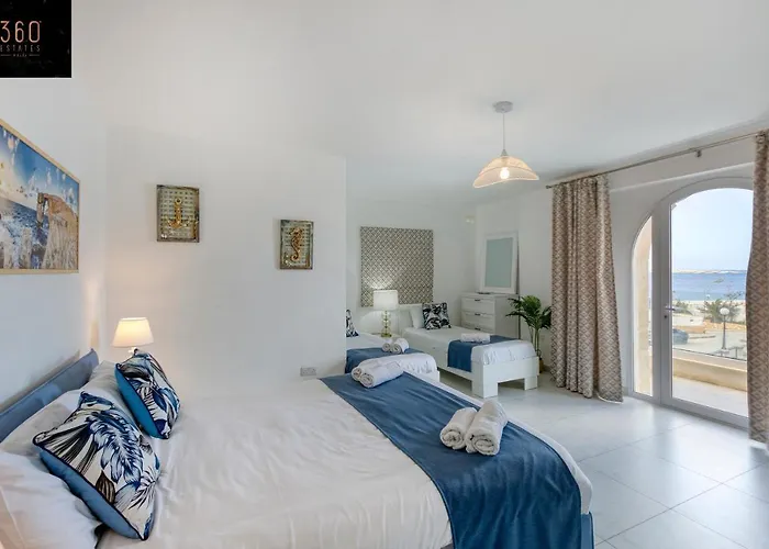 Seafront With Beautiful Views & Outdoor By 360 Estates St. Paul's Bay