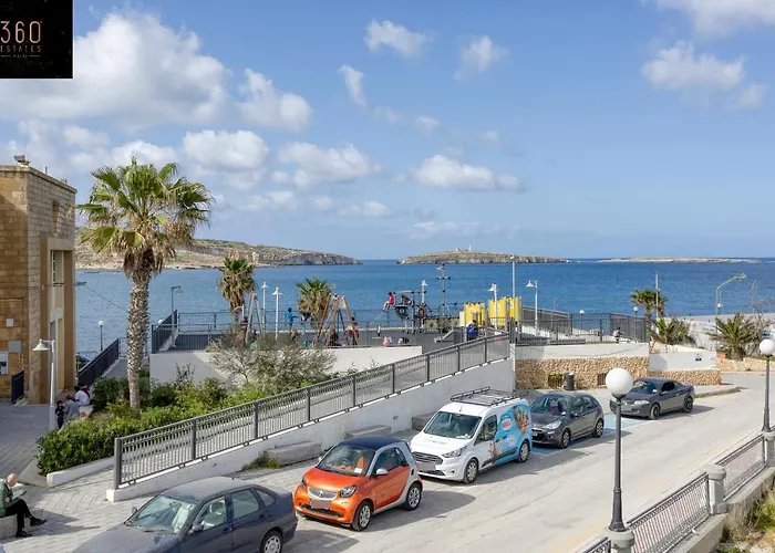 Seafront With Beautiful Views & Outdoor By 360 Estates * St. Paul's Bay