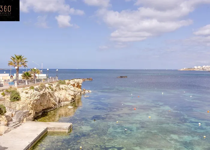 Seafront With Beautiful Views & Outdoor By 360 Estates