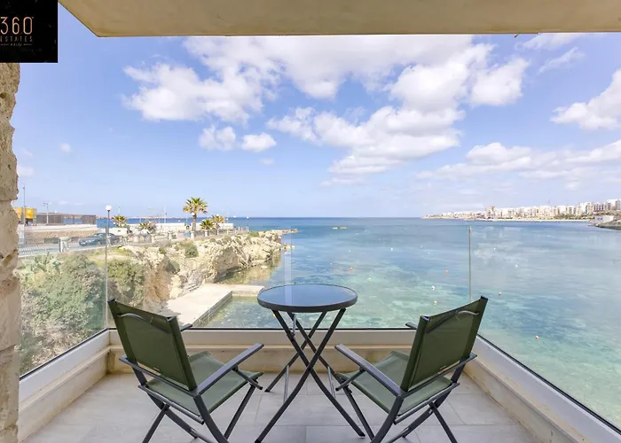 Seafront With Beautiful Views & Outdoor By 360 Estates