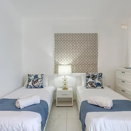 Seafront With Beautiful Views & Outdoor By 360 Estates 圣保罗湾城