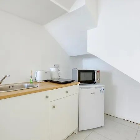 Seafront With Beautiful Views & Outdoor By 360 Estates セント・ポールズ・ベイ